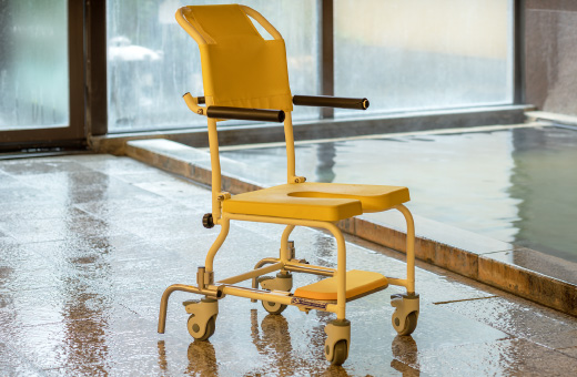 Public bath wheelchair